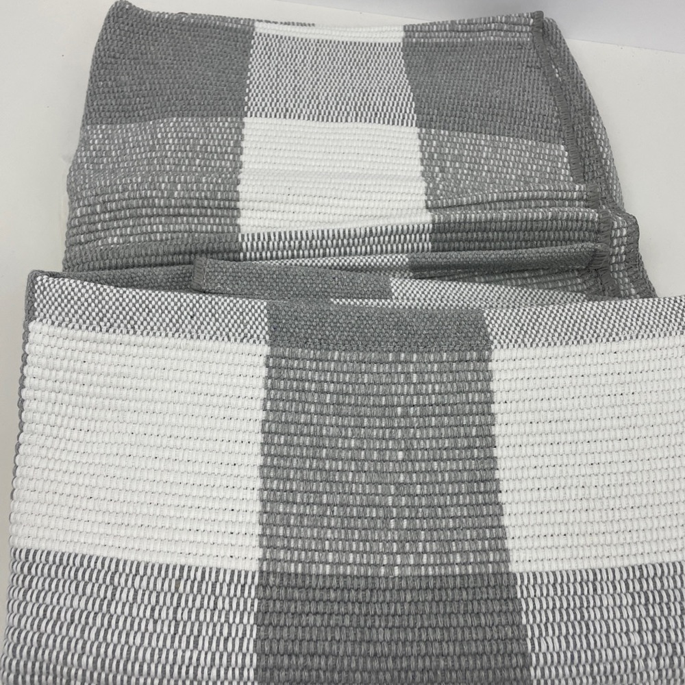 New Cute Modern Barnhaus Grey Buffalo Check Plaid Indoor/Outdoor Rug 3’x4’ - Picture 3 of 8